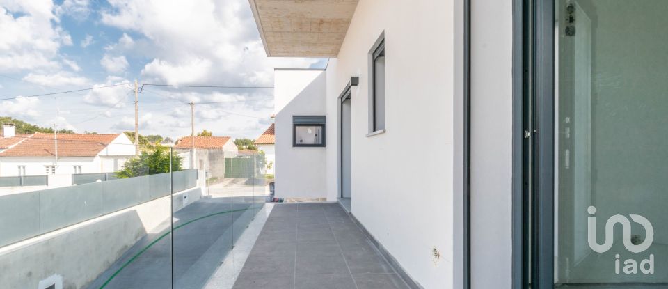 Moradia T3 em Leiria, Pousos, Barreira e Cortes de 234 m²