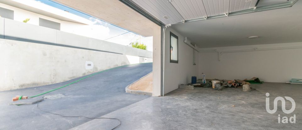 Moradia T3 em Leiria, Pousos, Barreira e Cortes de 234 m²