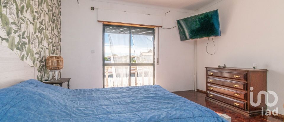 Maison T5 à Marinha Grande de 285 m²