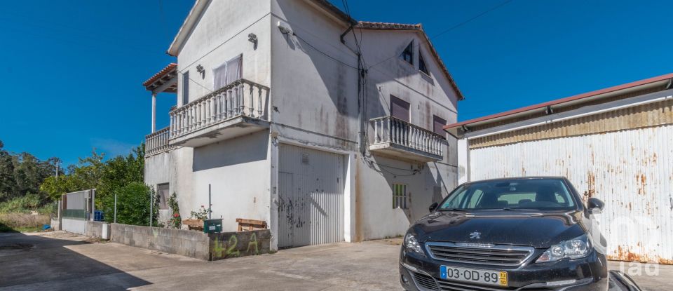 Maison T5 à Marinha Grande de 285 m²