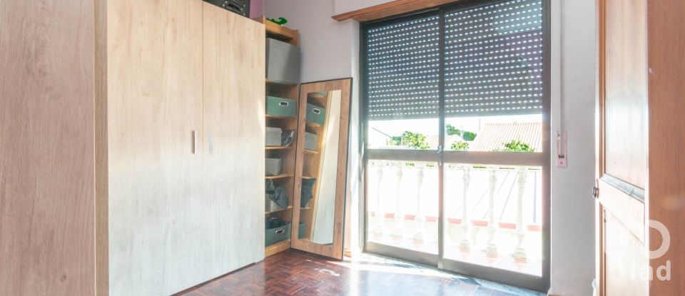 Maison T5 à Marinha Grande de 285 m²