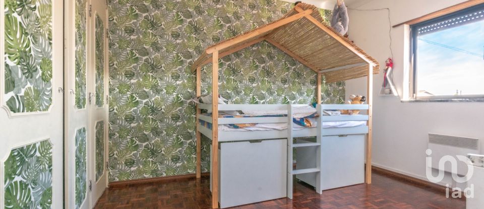 Maison T5 à Marinha Grande de 285 m²