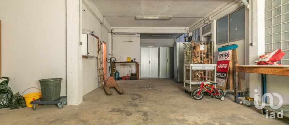 Maison T5 à Marinha Grande de 285 m²