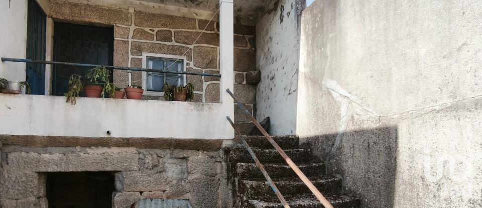 Casa de aldeia T3 em Seixo da Beira de 106 m²