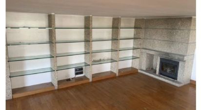 House T4 in Azurém of 759 m²