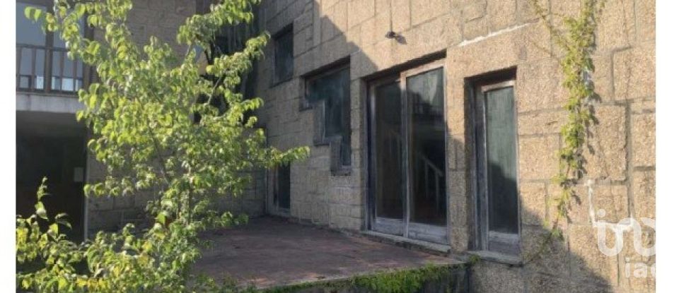 Moradia T4 em Azurém de 759 m²