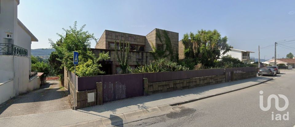 Moradia T4 em Azurém de 759 m²