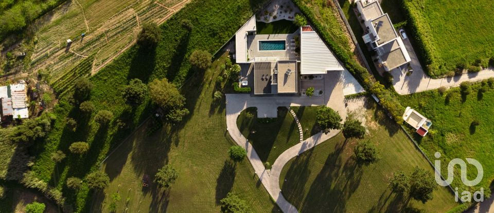 Moradia T4 em Carvalhal de 437 m²