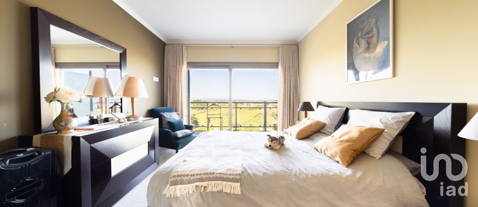 Moradia T4 em Carvalhal de 437 m²