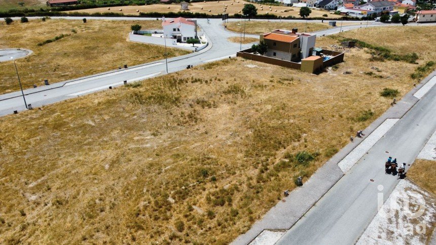 Terreno em Almeida de 675 m²