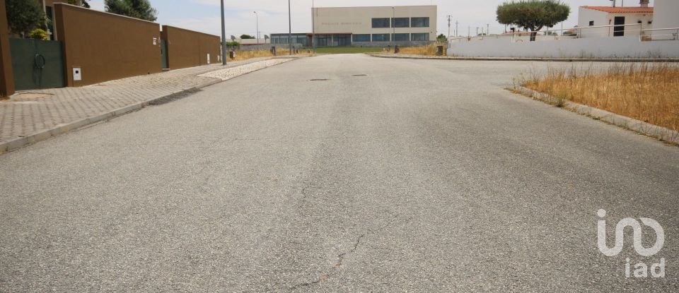 Terreno em Almeida de 616 m²