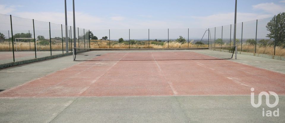 Terreno em Almeida de 616 m²