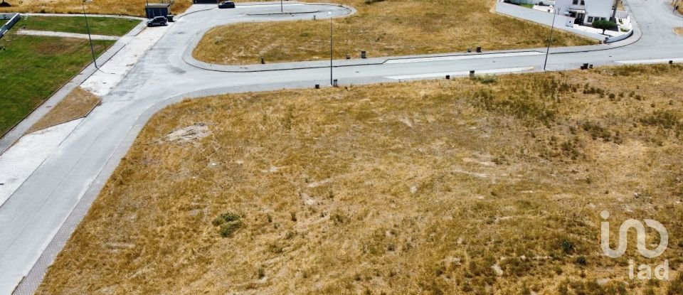 Terreno em Almeida de 616 m²