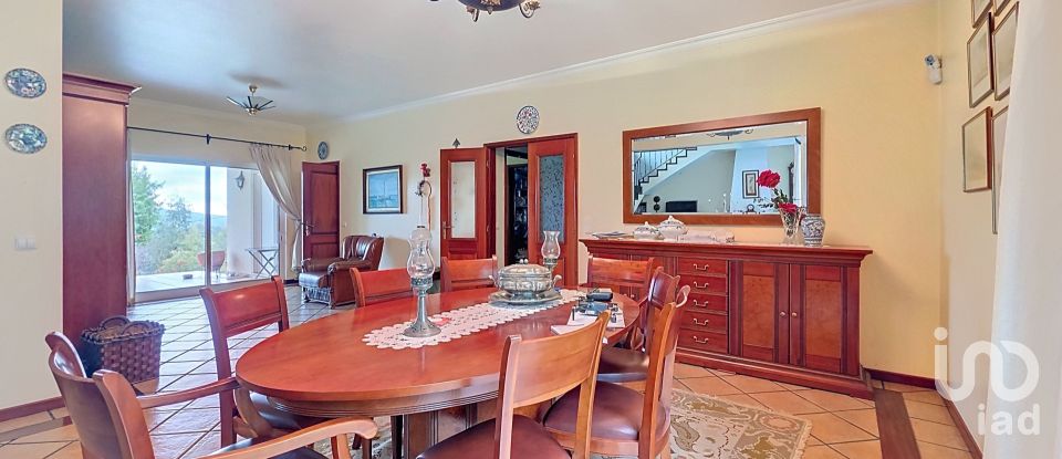 Moradia T3 em Ossela de 336 m²