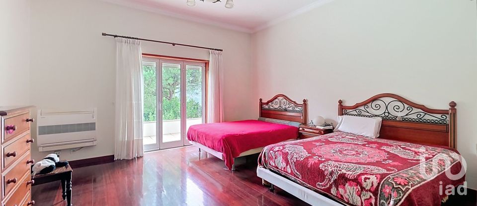 Moradia T3 em Ossela de 336 m²