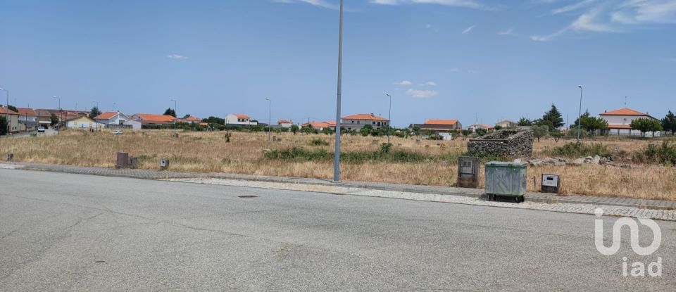 Terreno em Almeida de 753 m²