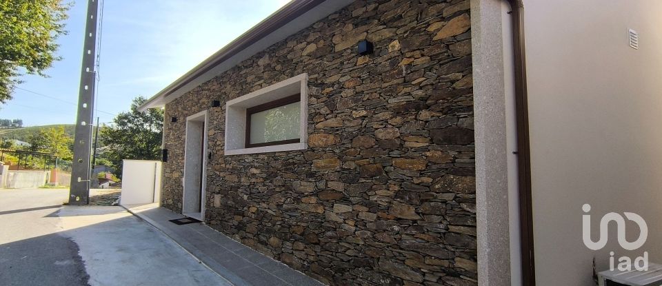 Lodge T2 in Mões of 95 m²