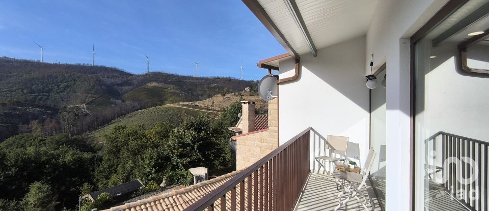 Lodge T2 in Mões of 95 m²