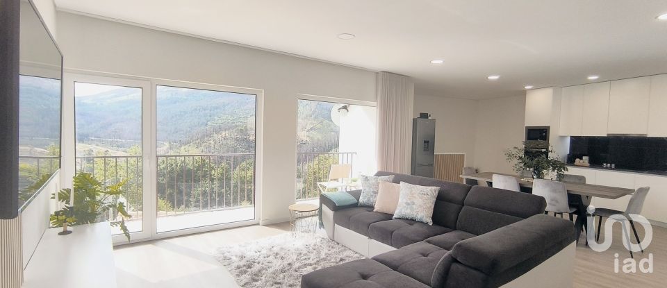 Lodge T2 in Mões of 95 m²