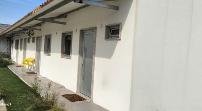 Bâtiment à Paredes de 560 m²