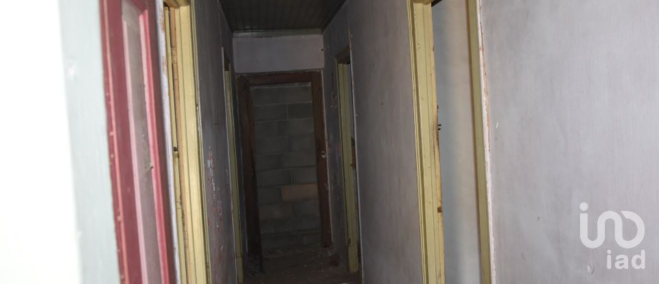 Maison de plain-pied T4 à São João Baptista de 85 m²