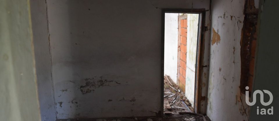 Maison de plain-pied T4 à São João Baptista de 85 m²