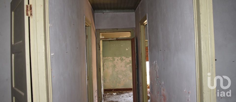 Maison de plain-pied T4 à São João Baptista de 85 m²