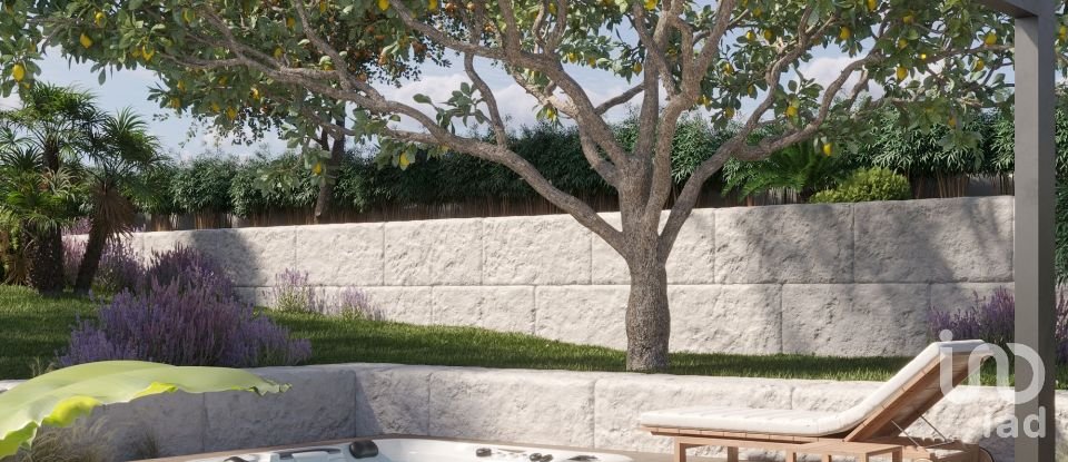 Casa tradicional T3 em Lourinhã e Atalaia de 109 m²