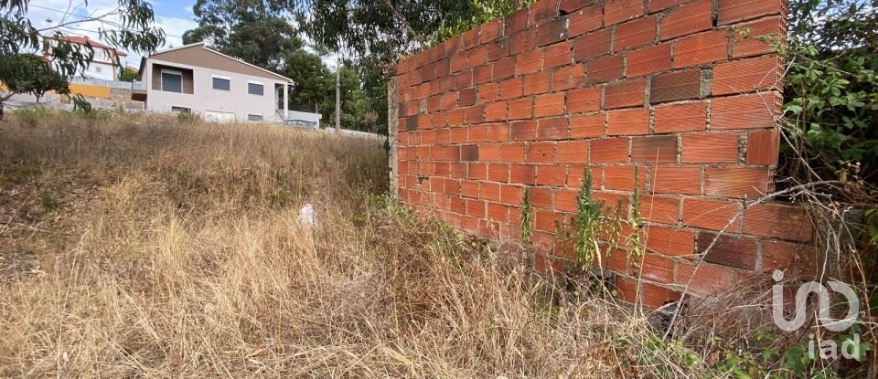 Terrain à bâtir à Santa Maria, São Pedro E Matacães de 640 m²