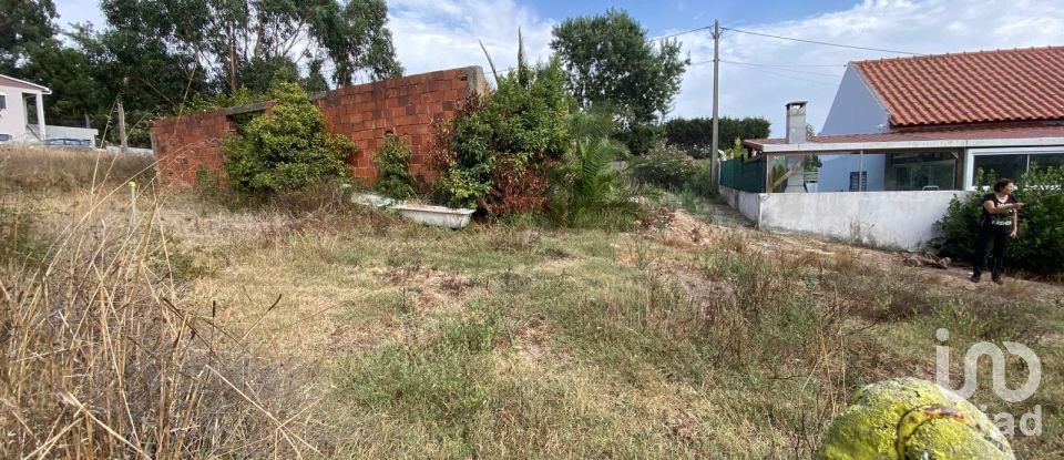 Terrain à bâtir à Santa Maria, São Pedro E Matacães de 640 m²