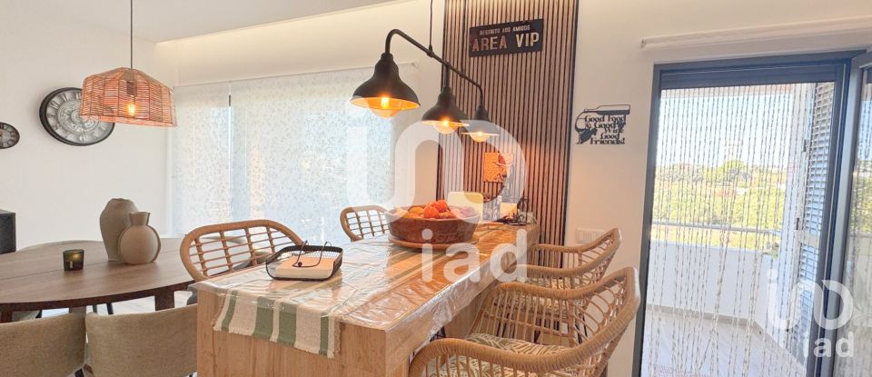 Apartamento T3 em Quelfes de 127 m²