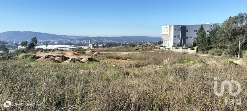 Terrain à bâtir à Gandra de 14 000 m²