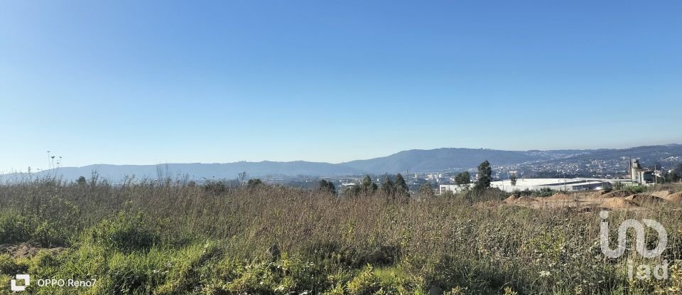 Terrain à bâtir à Gandra de 14 000 m²