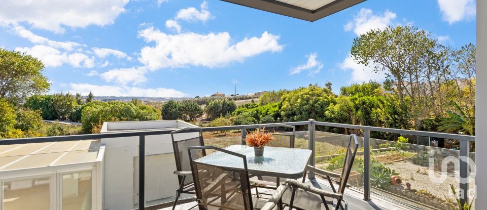 Moradia T4 em Lourinhã e Atalaia de 451 m²