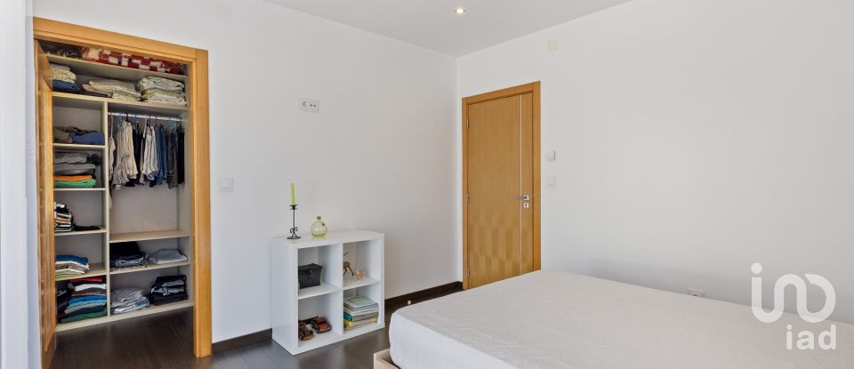 Moradia T4 em Lourinhã e Atalaia de 451 m²