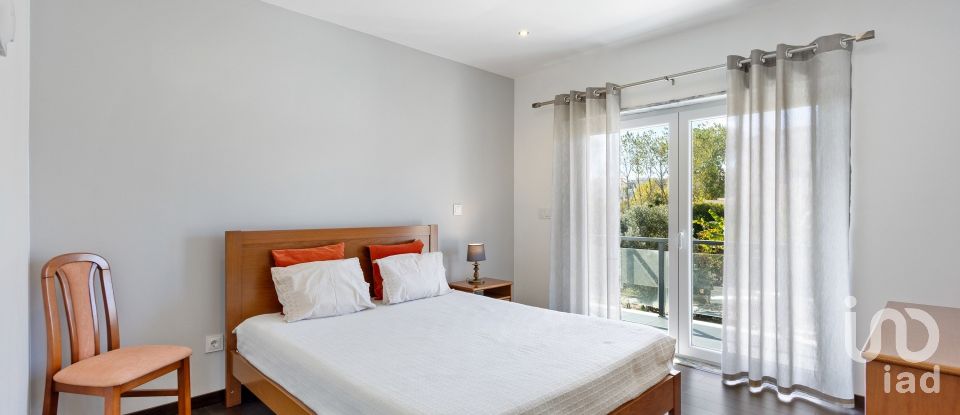 Moradia T4 em Lourinhã e Atalaia de 451 m²