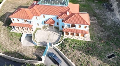 House T5 in Campelo e Ovil of 1,240 m²