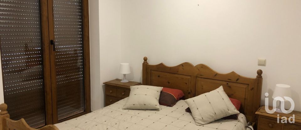 Moradia T5 em Campelo e Ovil de 1 240 m²