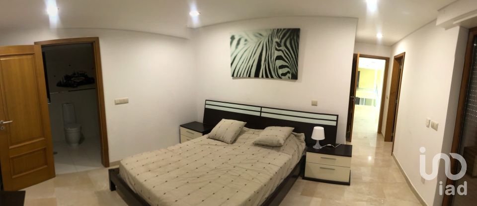 Moradia T5 em Campelo e Ovil de 1 240 m²