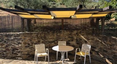 Ferme T4 à Meirinhos de 150 m²