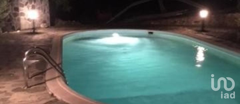 Quinta T4 em Meirinhos de 150 m²