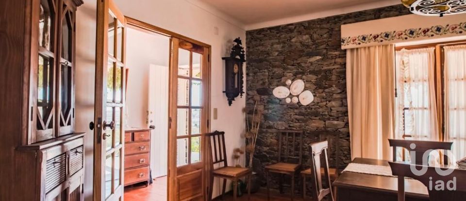 Quinta T4 em Meirinhos de 150 m²