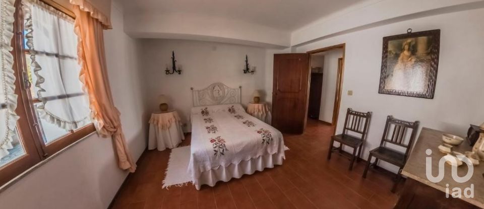 Quinta T4 em Meirinhos de 150 m²