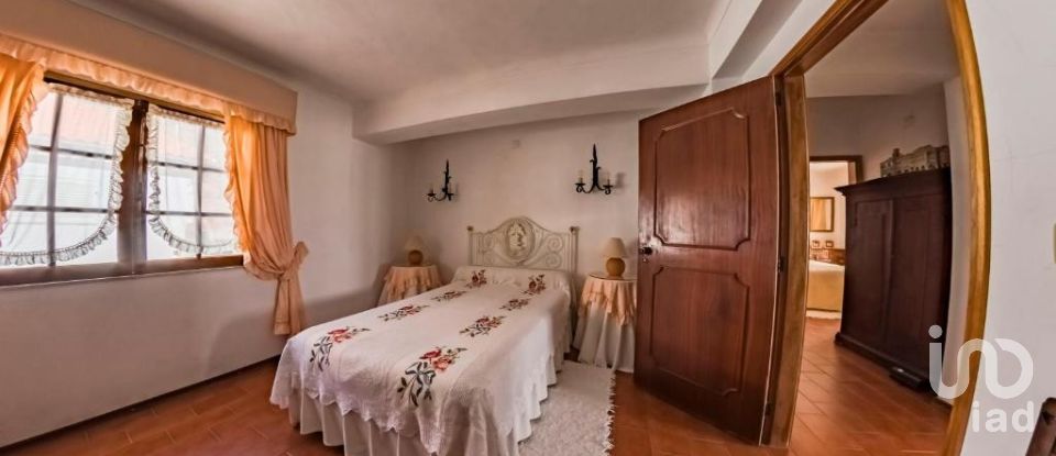 Quinta T4 em Meirinhos de 150 m²