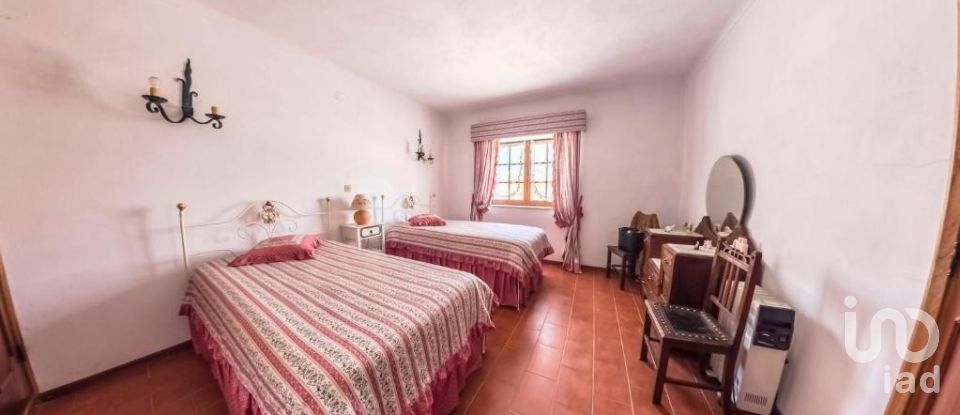 Quinta T4 em Meirinhos de 150 m²