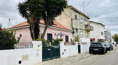House/villa T2 in Setúbal (São Sebastião) of 56 m²