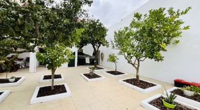 House/villa T2 in Setúbal (São Sebastião) of 56 m²