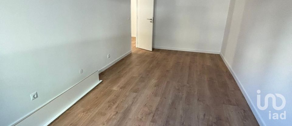 Apartamento T3 em Laranjeiro e Feijó de 149 m²