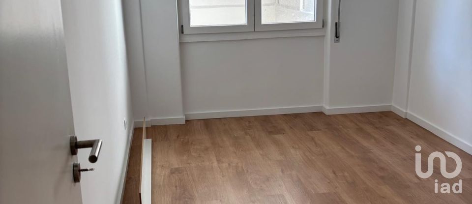 Apartamento T3 em Laranjeiro e Feijó de 149 m²