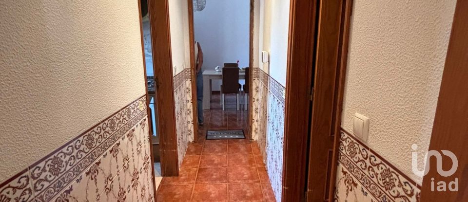 House T4 in Seixal, Arrentela e Aldeia de Paio Pires of 130 m²